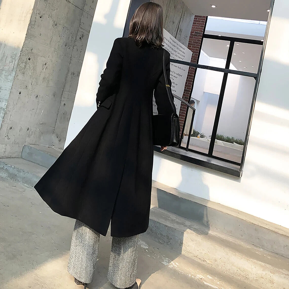 Elegance Redefined: Women's Black Thick Wool Coat - A Timeless Double Breasted Long Coat